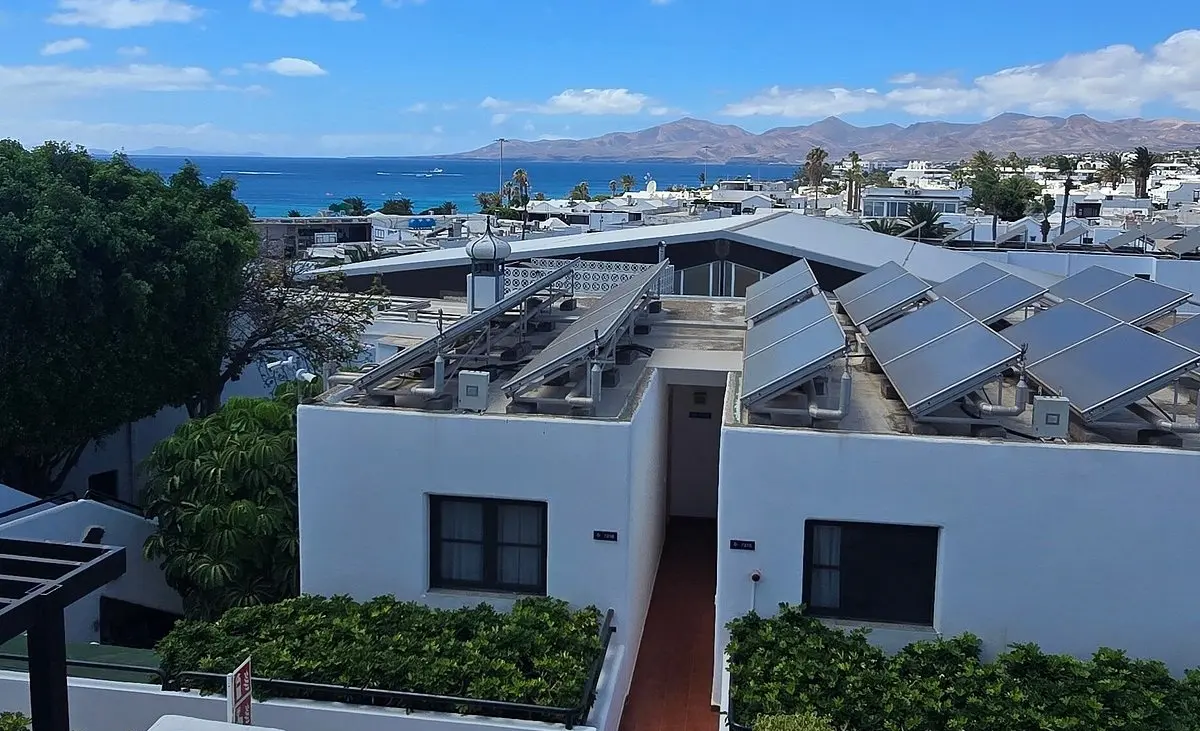 Obra Civil de la Instalación Solar Térmica en Lanzaplaya